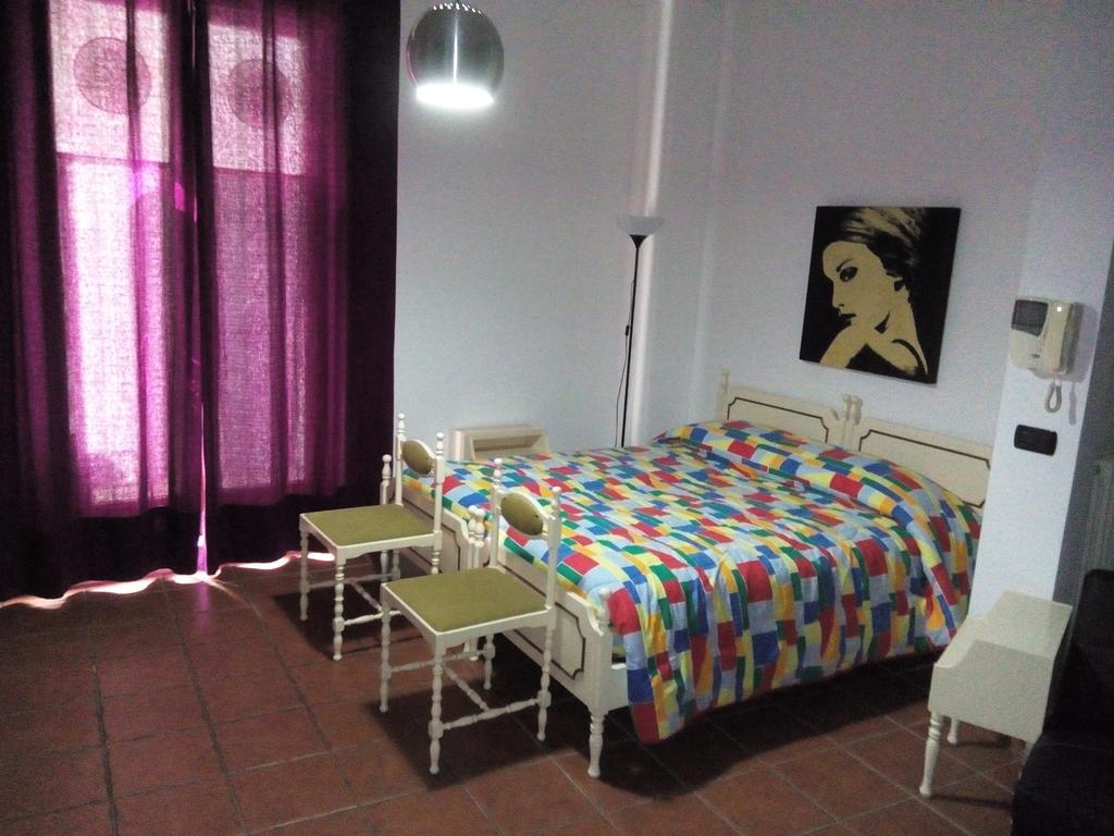 Dimora Donna Clara Panzió Conversano Szoba fotó