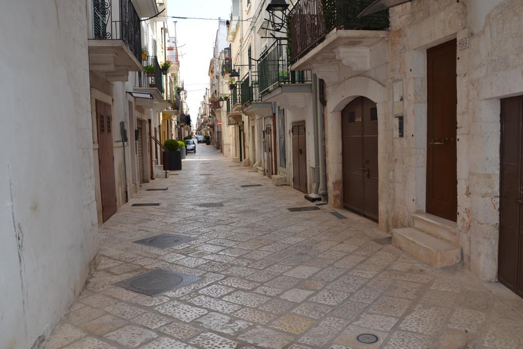 Dimora Donna Clara Panzió Conversano Kültér fotó